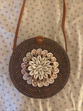 Round Shoulder Bag